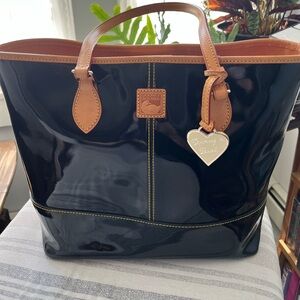 DOONEY & BOURKE PURSE
